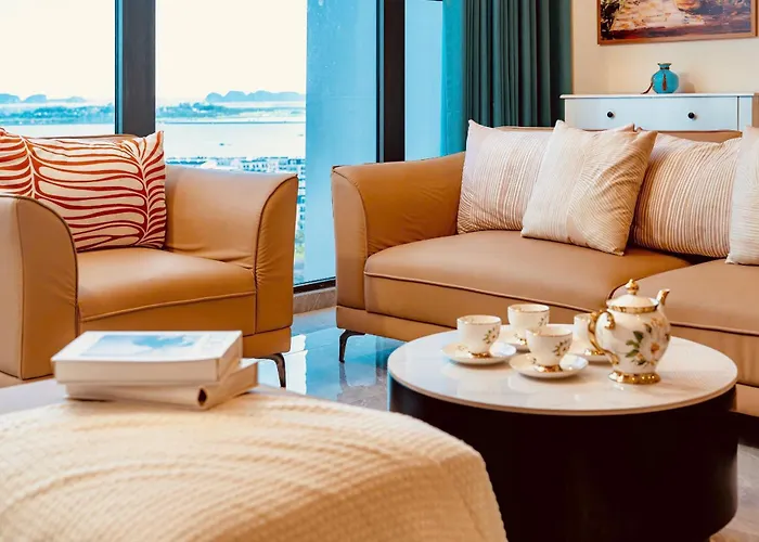 Chip House Ha Long-chill Bay *